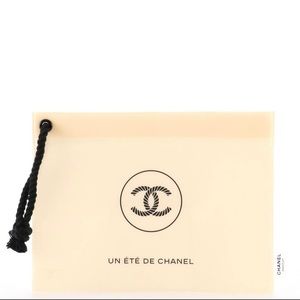 Un ete de chanel  Cosmetic Makeup Bag Pouch